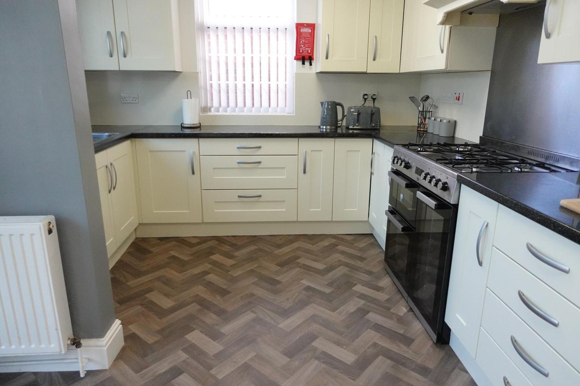 Huge 9 Bed Property Sleeps 17, Near Nec, City Centre, Hs2 버밍엄 외부 사진