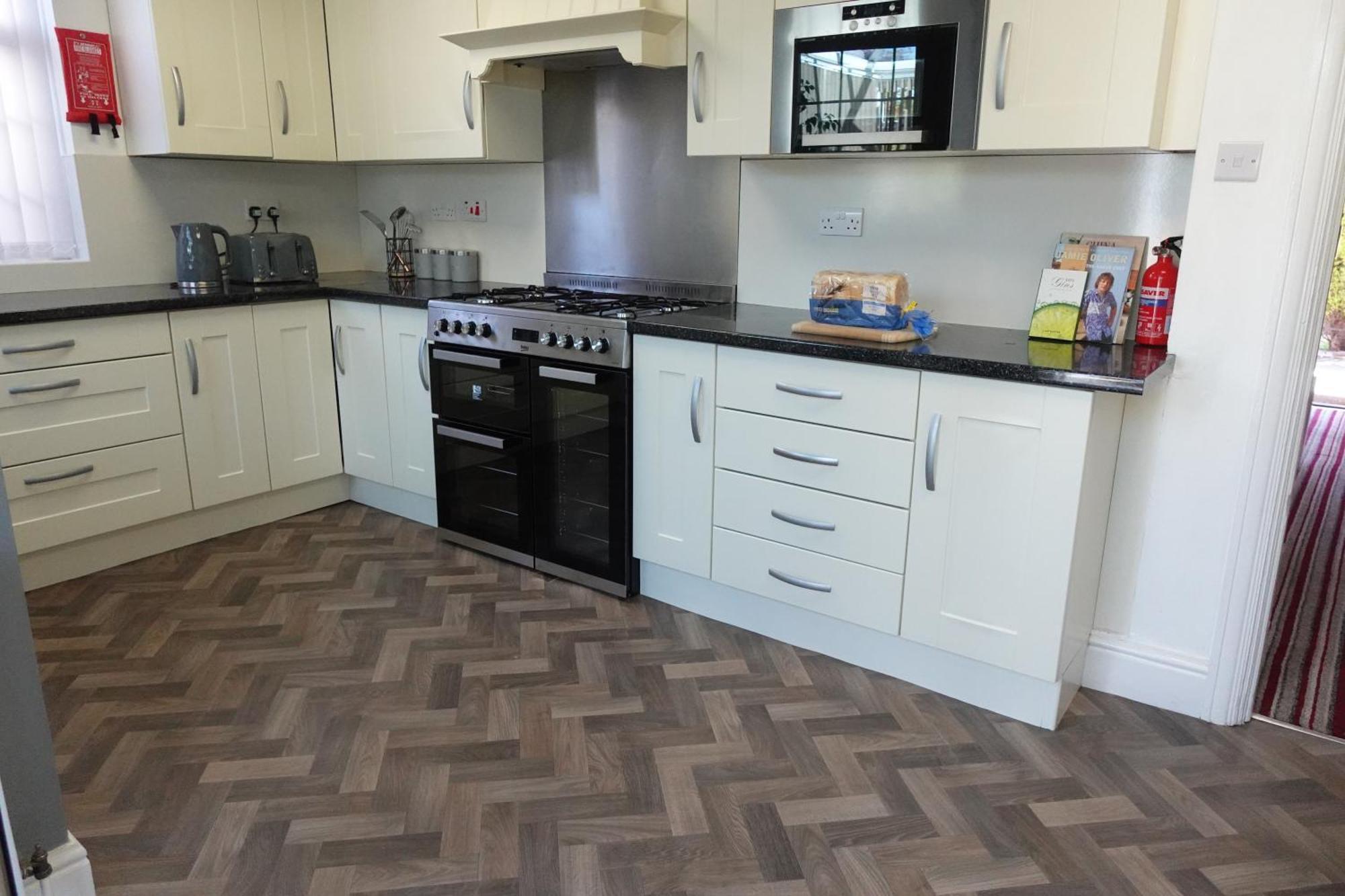 Huge 9 Bed Property Sleeps 17, Near Nec, City Centre, Hs2 버밍엄 외부 사진