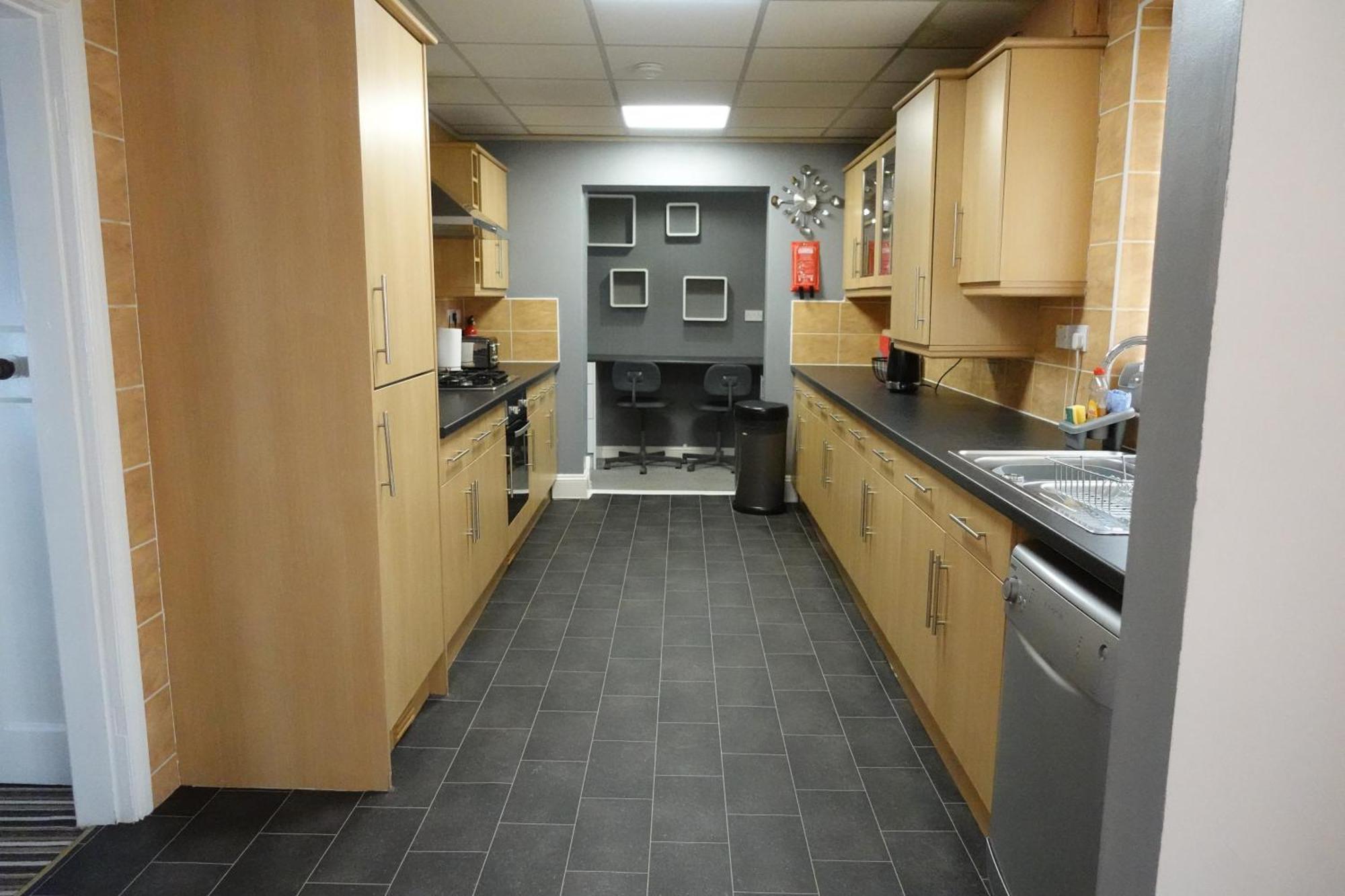 Huge 9 Bed Property Sleeps 17, Near Nec, City Centre, Hs2 버밍엄 외부 사진