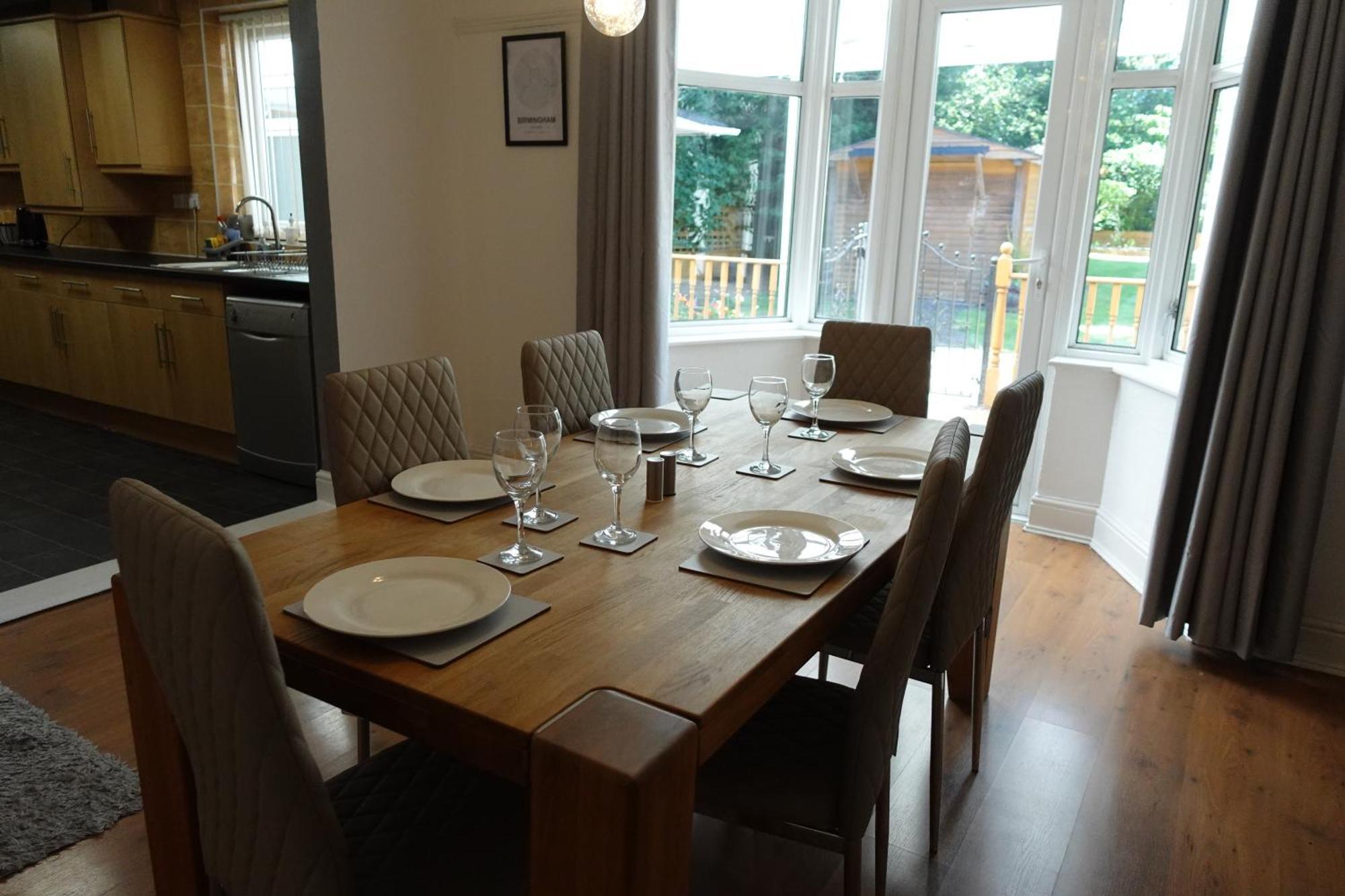 Huge 9 Bed Property Sleeps 17, Near Nec, City Centre, Hs2 버밍엄 외부 사진