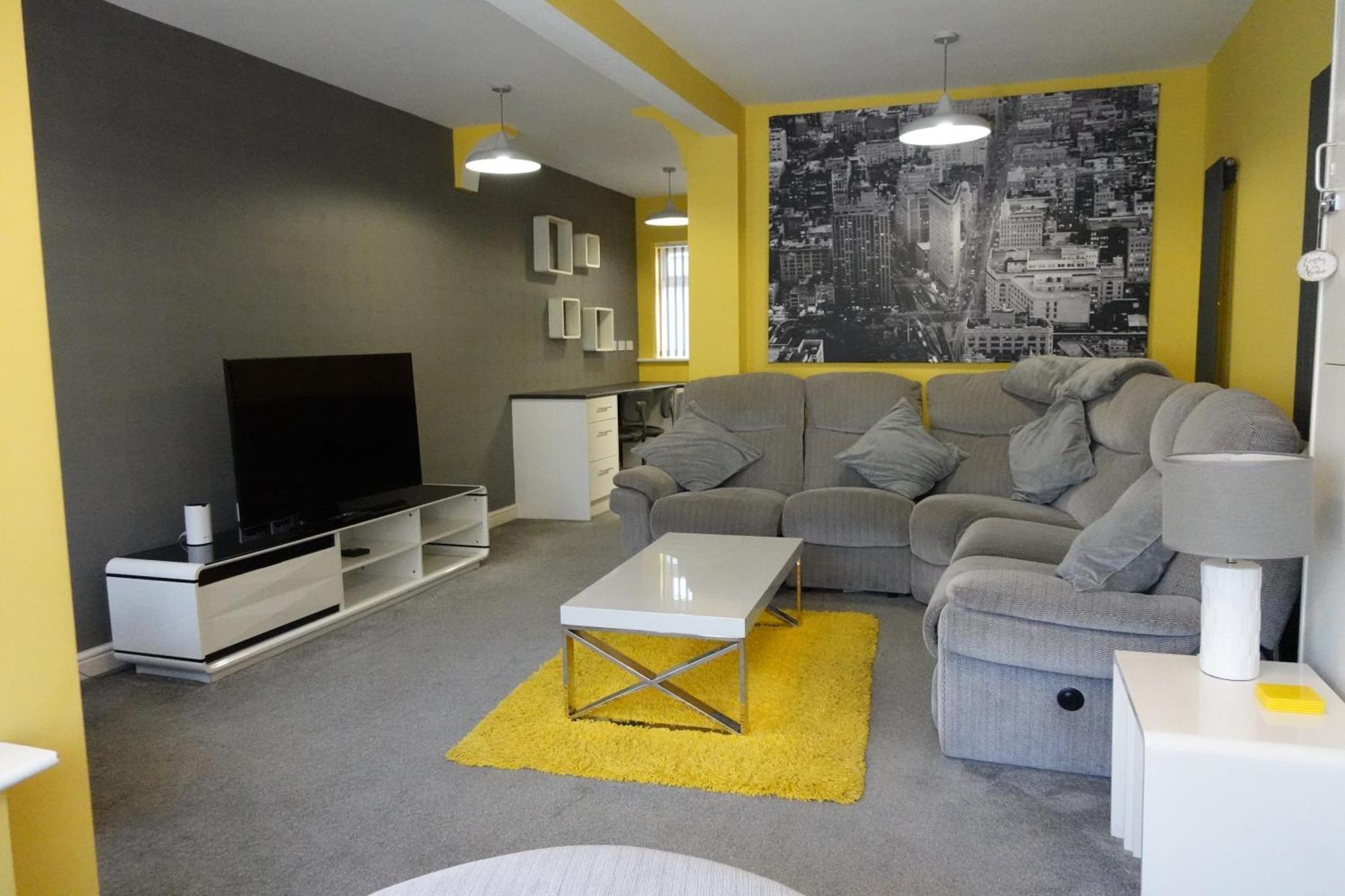 Huge 9 Bed Property Sleeps 17, Near Nec, City Centre, Hs2 버밍엄 외부 사진