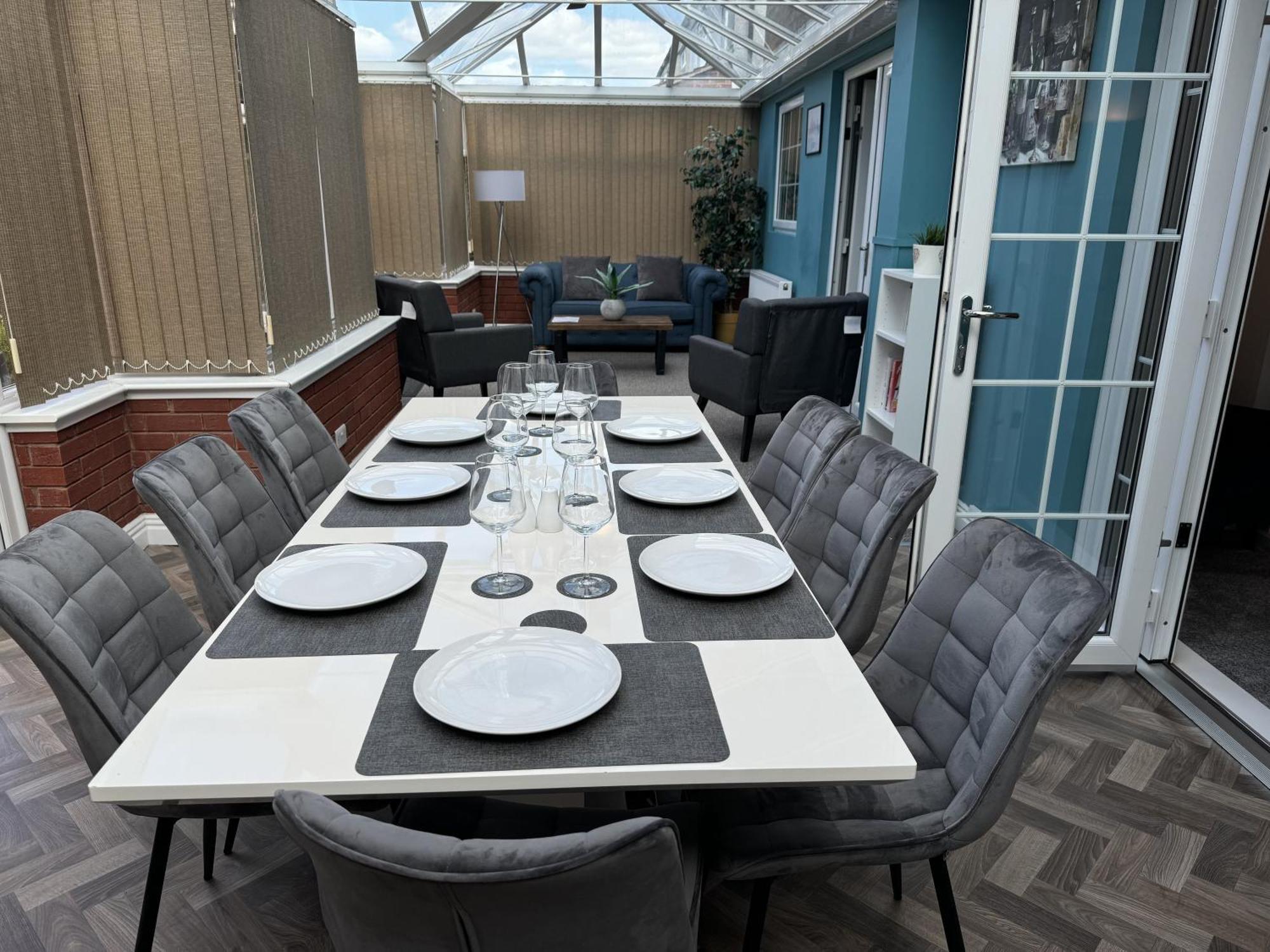 Huge 9 Bed Property Sleeps 17, Near Nec, City Centre, Hs2 버밍엄 외부 사진